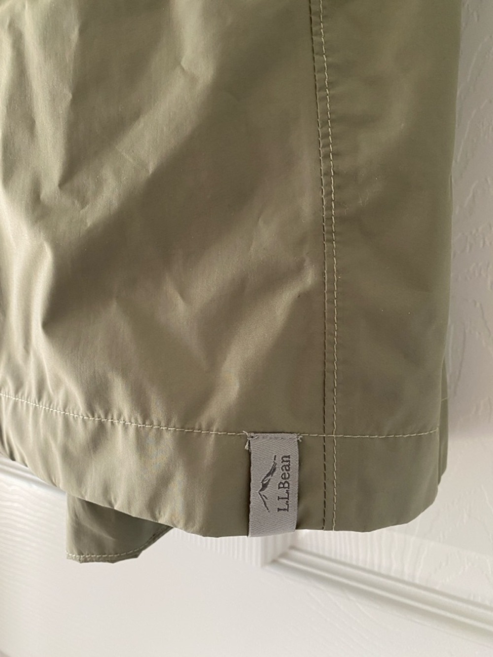 L.L. Bean Green Meridan Raincoat Size Small - Picture 2 of 10